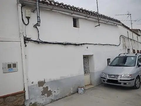 Casa en calle Viñas, 25